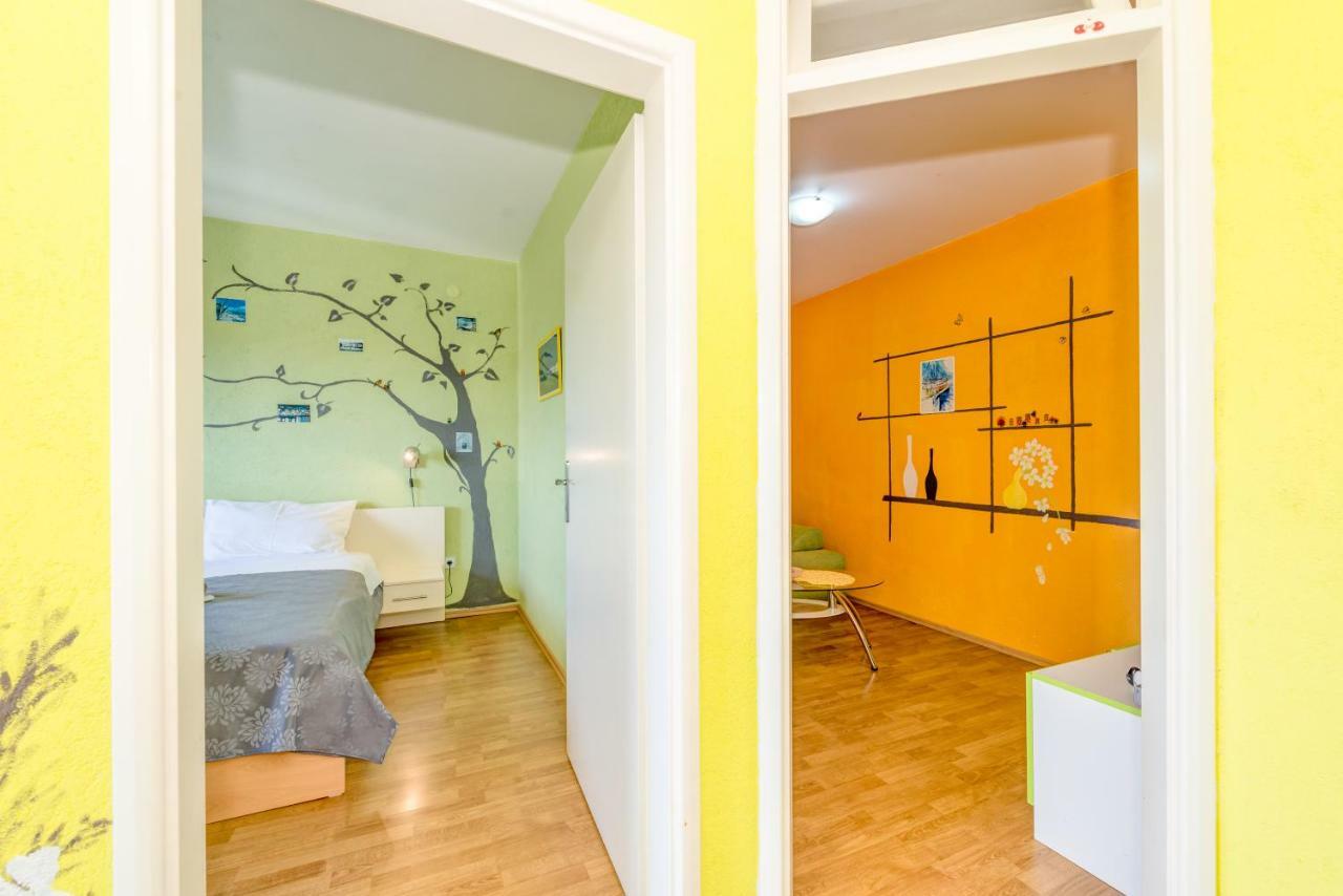 Apartments Petra Trogir Eksteriør bilde