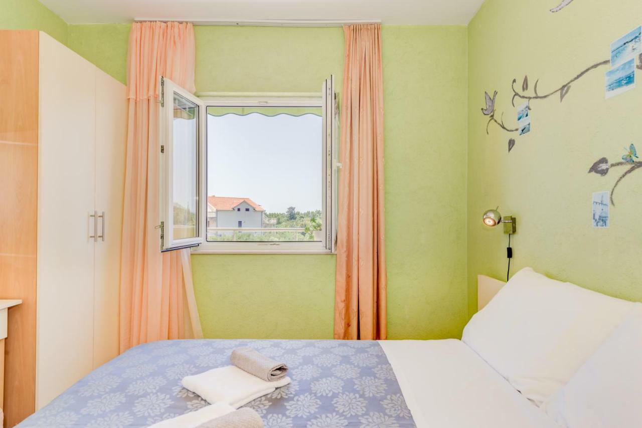 Apartments Petra Trogir Eksteriør bilde